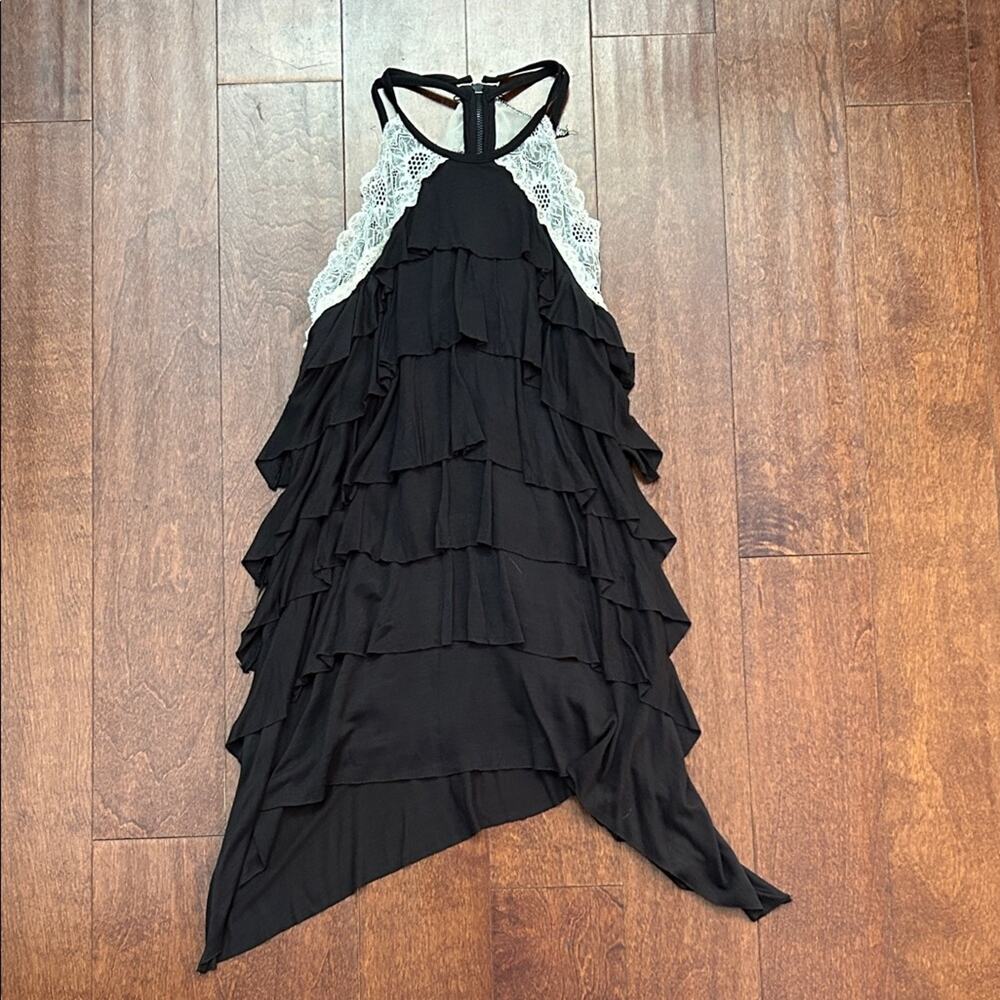 Free People Tank Top in Black with Cream Lace, Tons of Details, Size Large